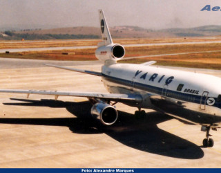 AeroTv - DC 10 da Varig matrícula PP VMD em Confins em 1988