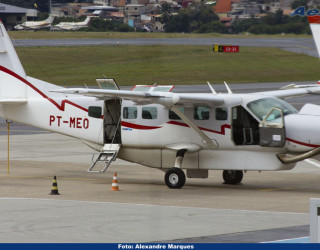 AeroTv - Cessna 208B Grand Caravan matrícula PT-MEO da Two Taxi Aéreo em PLU
