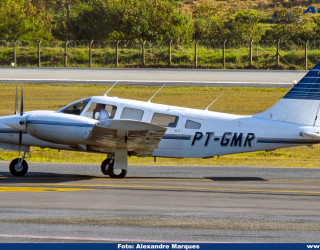 AeroTv - Piper PA 34 220T Seneca III matrícula PT GMR